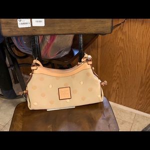 Small Dooney & Bourke purse
